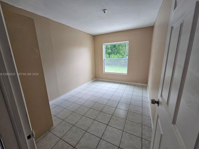 954 SW 74th Avenue, North Lauderdale, FL 33068