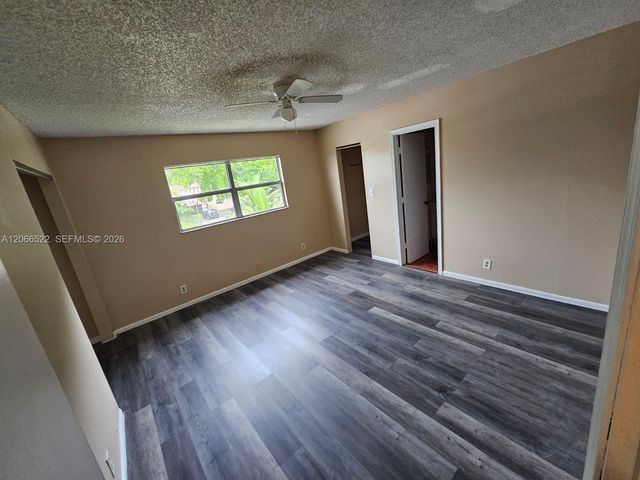 954 SW 74th Avenue, North Lauderdale, FL 33068