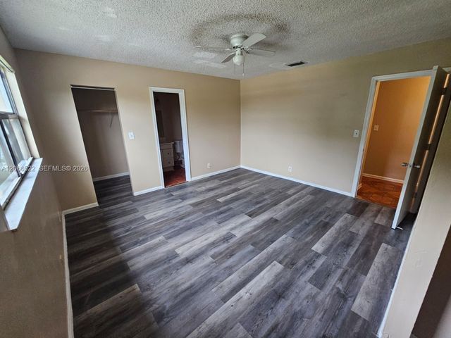 954 SW 74th Avenue, North Lauderdale, FL 33068