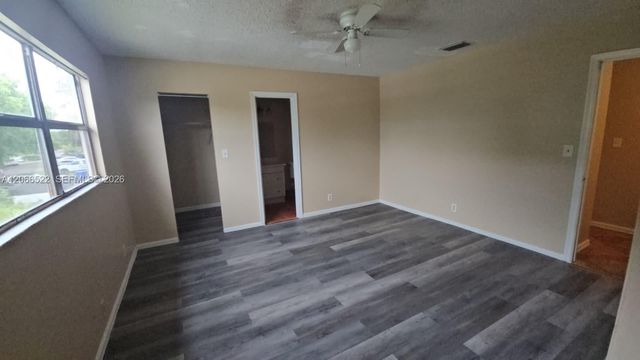 954 SW 74th Avenue, North Lauderdale, FL 33068