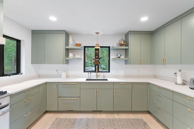 3 Crescent Street, Minnetonka Beach, MN 55391