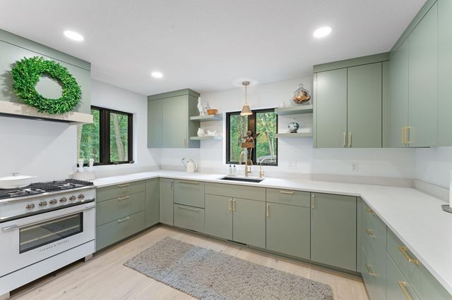 3 Crescent Street, Minnetonka Beach, MN 55391