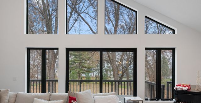 3 Crescent Street, Minnetonka Beach, MN 55391