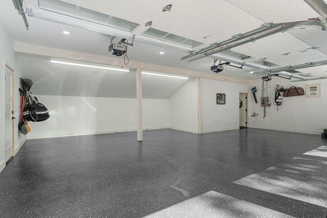 3 Crescent Street, Minnetonka Beach, MN 55391