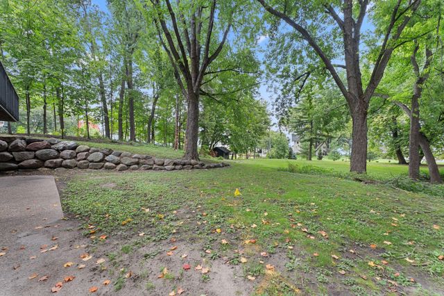 3 Crescent Street, Minnetonka Beach, MN 55391