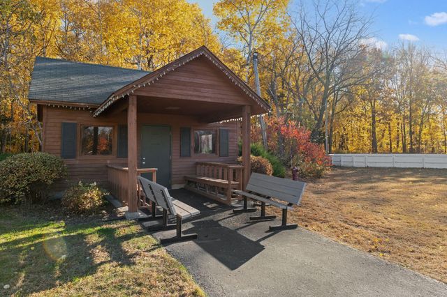 3 Crescent Street, Minnetonka Beach, MN 55391