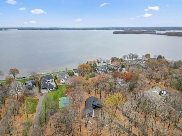 3 Crescent Street, Minnetonka Beach, MN 55391