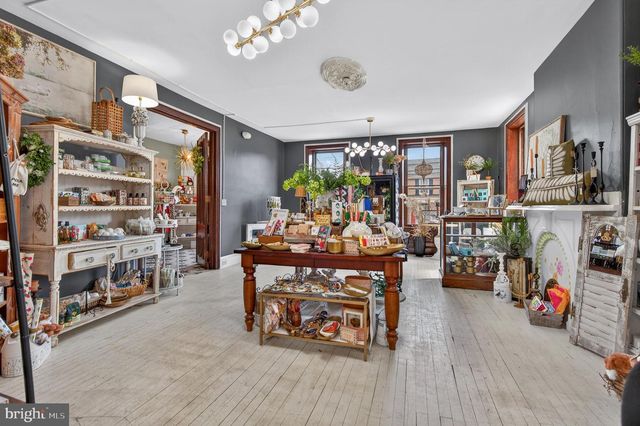 22 S MAIN STREET, Allentown, NJ 08501
