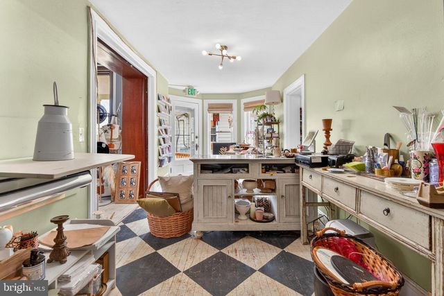 22 S MAIN STREET, Allentown, NJ 08501