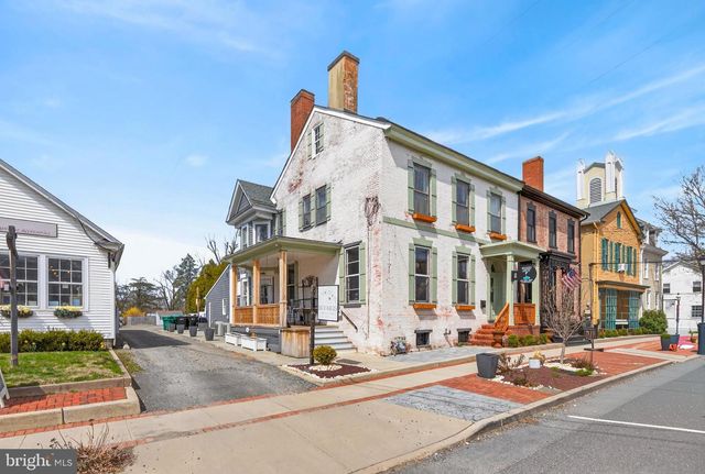 22 S MAIN STREET, Allentown, NJ 08501