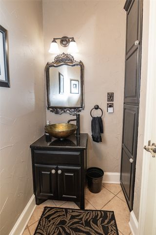 671 Brookglen Court, Waxahachie, TX 75165