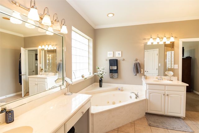 671 Brookglen Court, Waxahachie, TX 75165