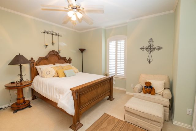 671 Brookglen Court, Waxahachie, TX 75165