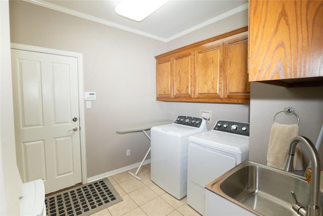 671 Brookglen Court, Waxahachie, TX 75165