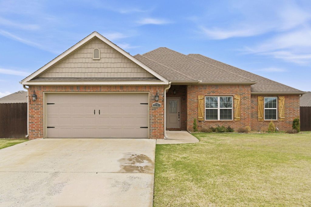 2230 Hunter Drive, Pea Ridge, AR 72751