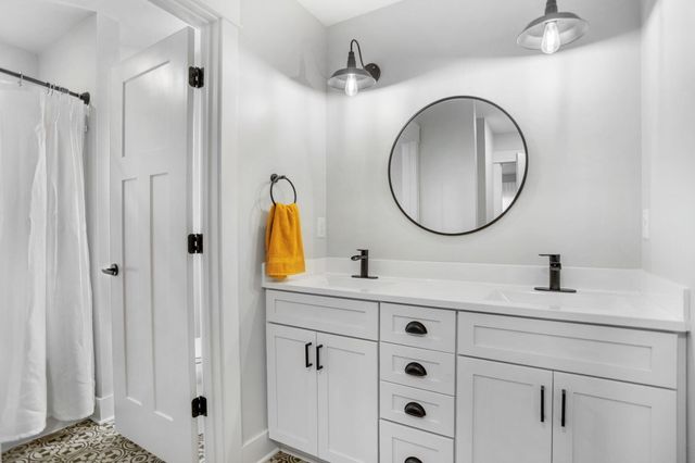 13670 73rd Street, South Haven, MI 49090