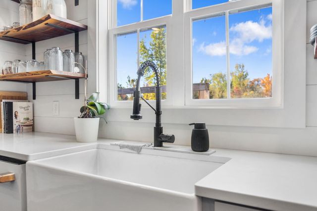 13670 73rd Street, South Haven, MI 49090