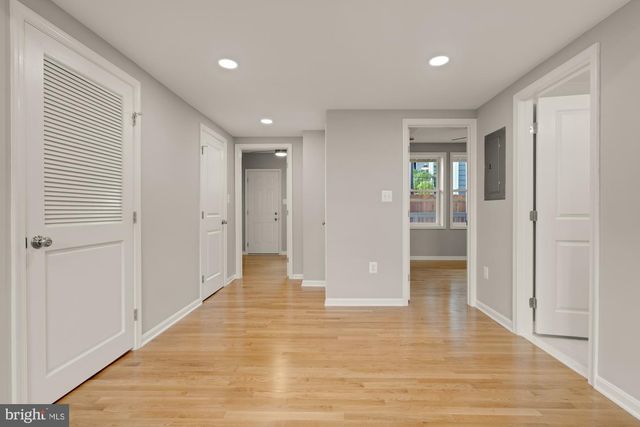 303 SEATON PL NE #2, Washington, DC 20002