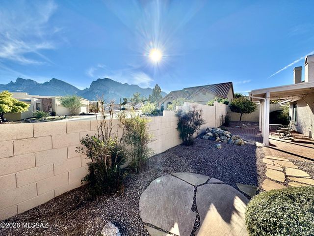 9970 N Colony Drive, Oro Valley, AZ 85737