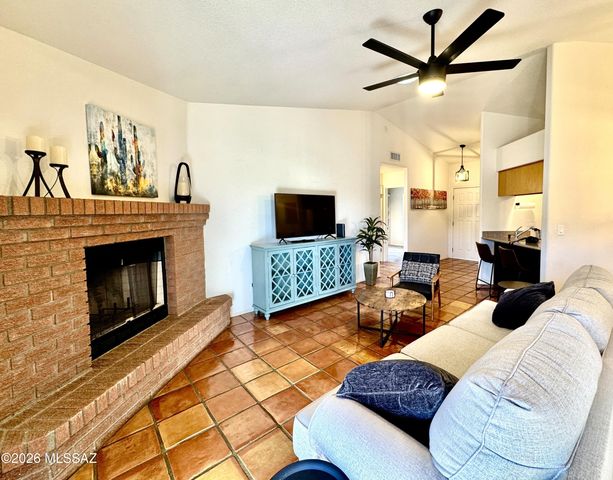 9970 N Colony Drive, Oro Valley, AZ 85737