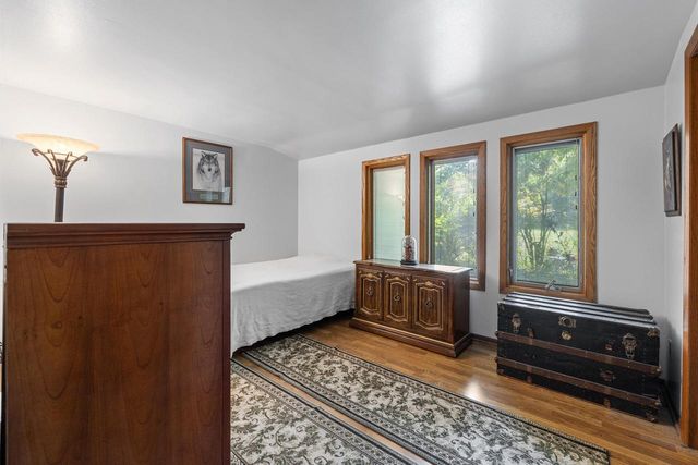 6720 County Highway Q, Hartland, WI 53029