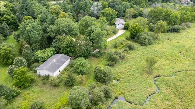 6720 County Highway Q, Hartland, WI 53029