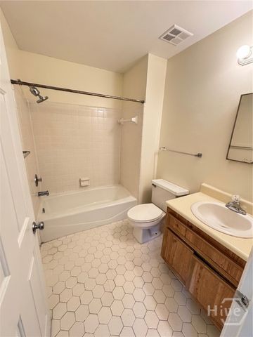 412 E Hall Street, Savannah, GA 31401