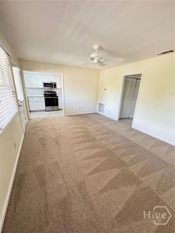 412 E Hall Street, Savannah, GA 31401