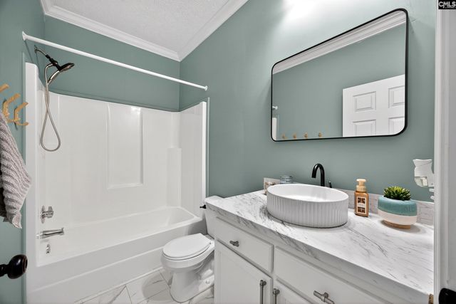 213 Lakeview Road, Eastover, SC 29044