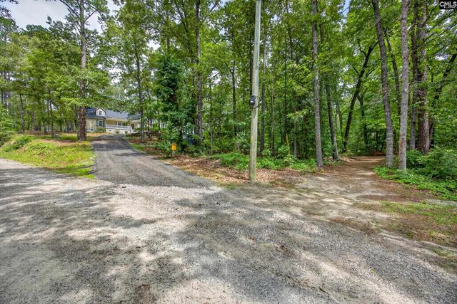 213 Lakeview Road, Eastover, SC 29044
