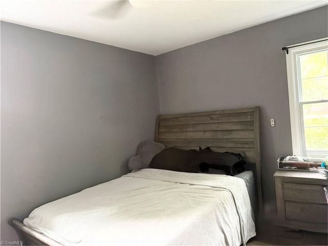 2068 Country Trail, Asheboro, NC 27205