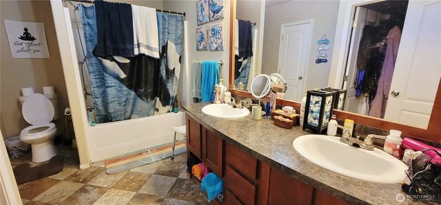 40 SE Foxglove Avenue, Shelton, WA 98584