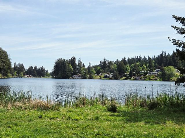 40 SE Foxglove Avenue, Shelton, WA 98584