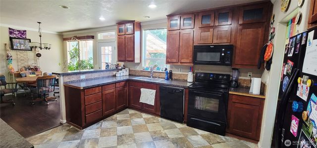 40 SE Foxglove Avenue, Shelton, WA 98584