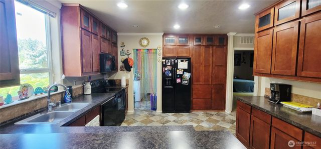 40 SE Foxglove Avenue, Shelton, WA 98584