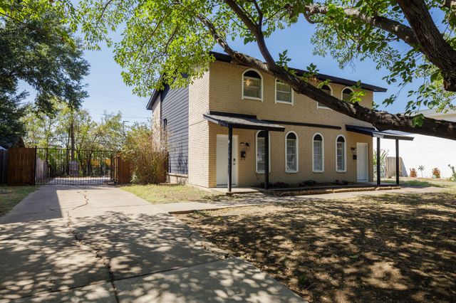 2406 Hollandale Circle, Arlington, TX 76010