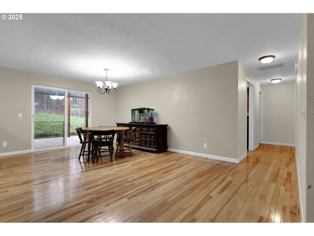 90361 BAKER Rd, Elmira, OR 97437