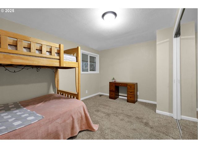 90361 BAKER Rd, Elmira, OR 97437