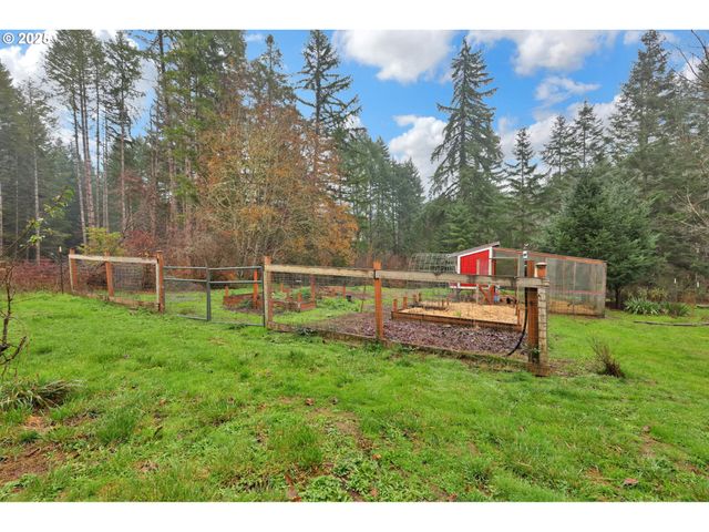 90361 BAKER Rd, Elmira, OR 97437