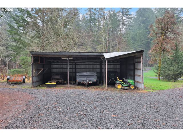 90361 BAKER Rd, Elmira, OR 97437