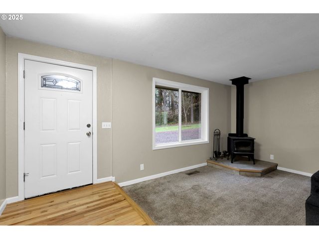 90361 BAKER Rd, Elmira, OR 97437