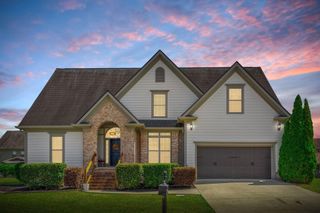 631 Lakeshore Cove Drive, Fort Oglethorpe, GA 30742