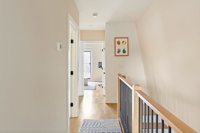 12 Putnam St 2, Somerville, MA 02143