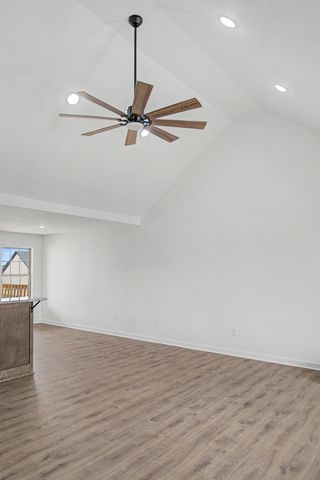 216 DJ Dr, Lafayette, TN 37083