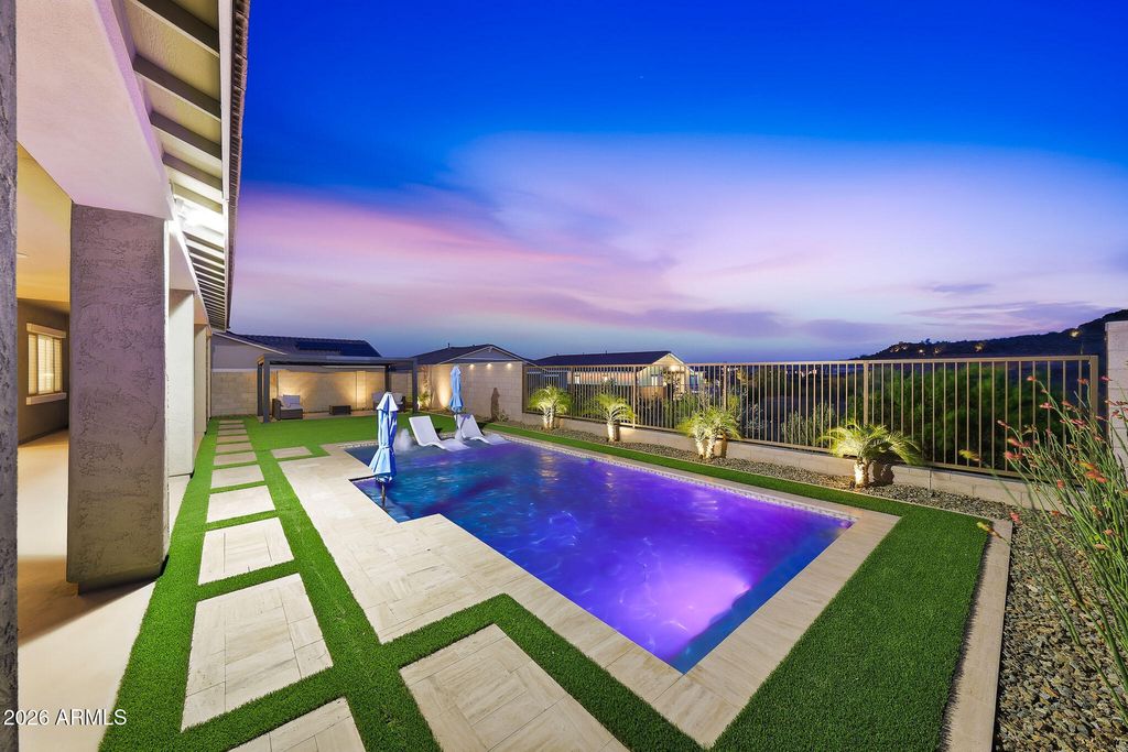 Image 4 of property listing at 13473 W ROY ROGERS Road, Peoria, AZ 85383