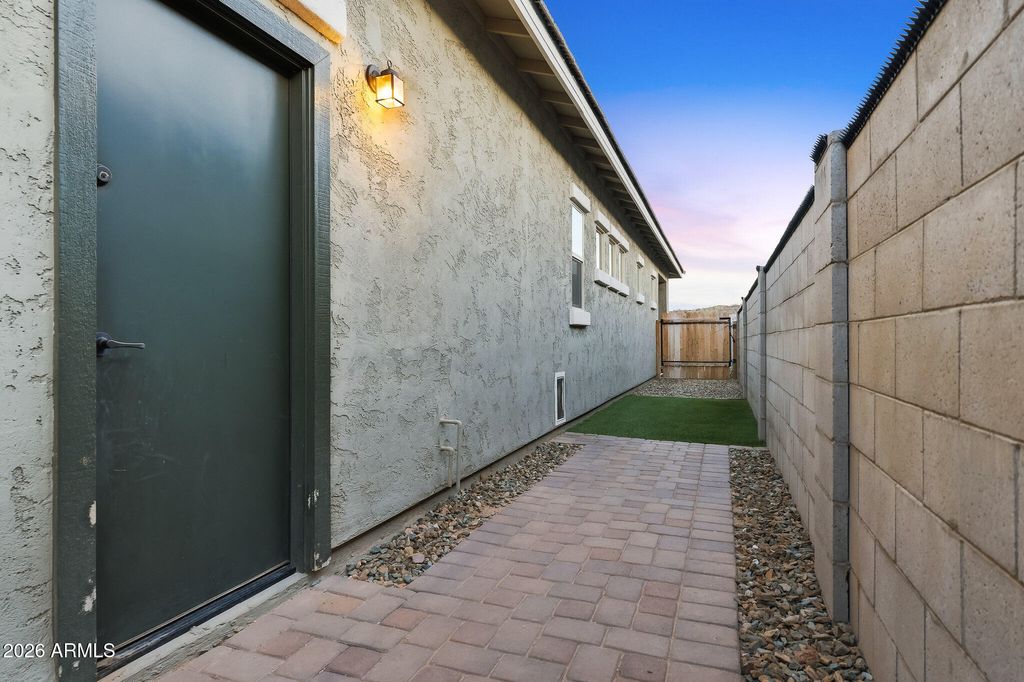 Image 69 of property listing at 13473 W ROY ROGERS Road, Peoria, AZ 85383