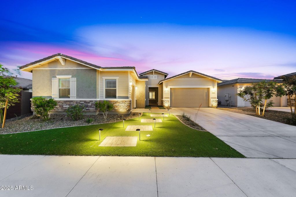 Image 8 of property listing at 13473 W ROY ROGERS Road, Peoria, AZ 85383