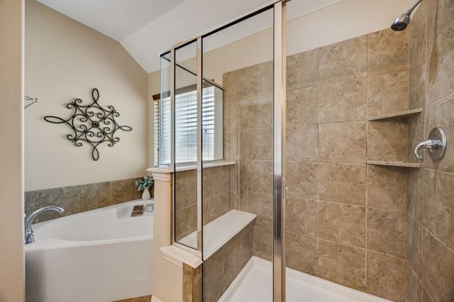 104 Lost Colt Drive, Mclendon Chisholm, TX 75032