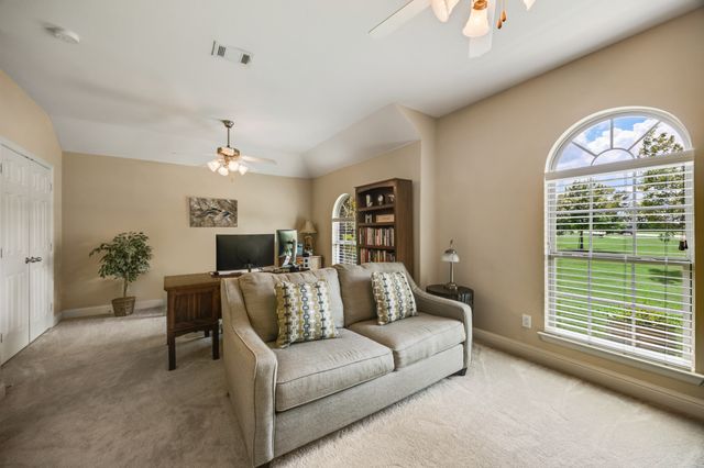 104 Lost Colt Drive, Mclendon Chisholm, TX 75032