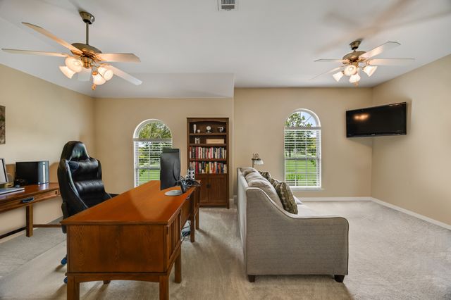 104 Lost Colt Drive, Mclendon Chisholm, TX 75032